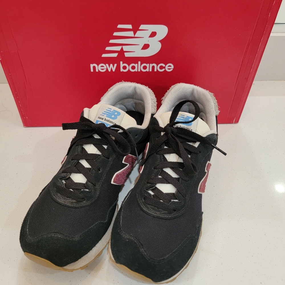 New Balance 515 Black Sneakers – Size 8.5 US